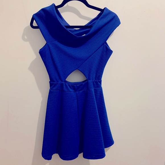 💚Entry• Mini Dress - Picture 2 of 5